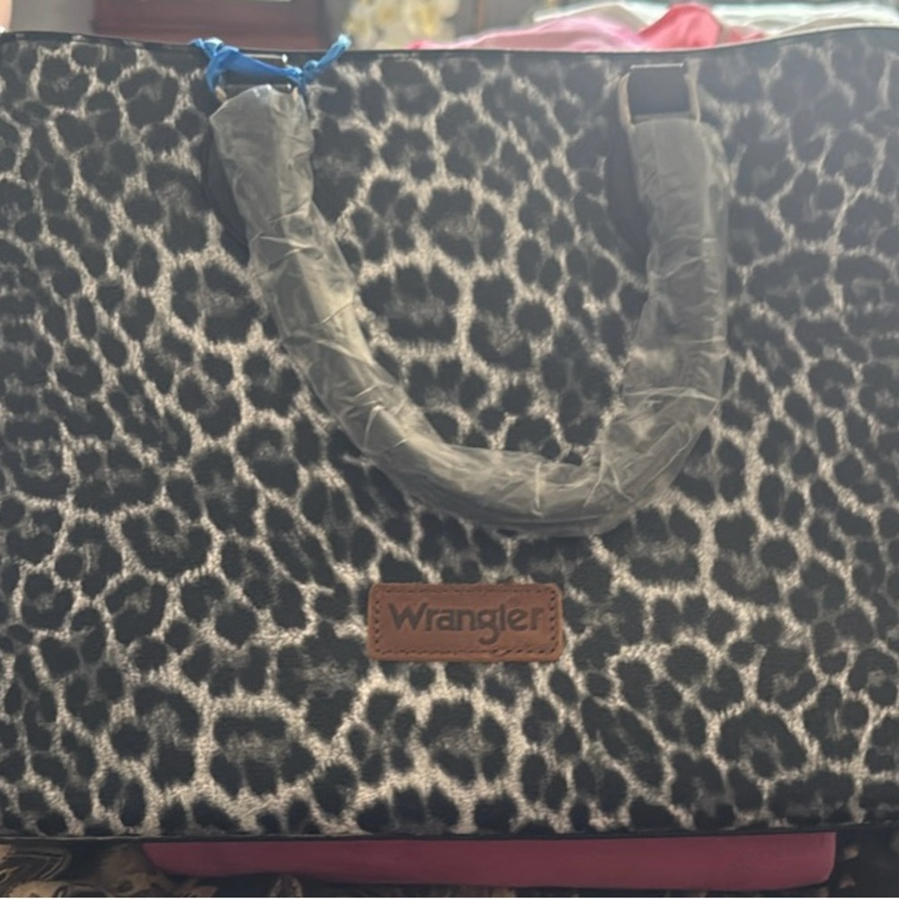 Wrangler Leopard Print Tote - Black and Brown laptop pocket